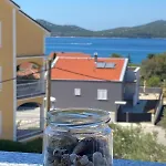 Haus Jelena 4 Apartman *